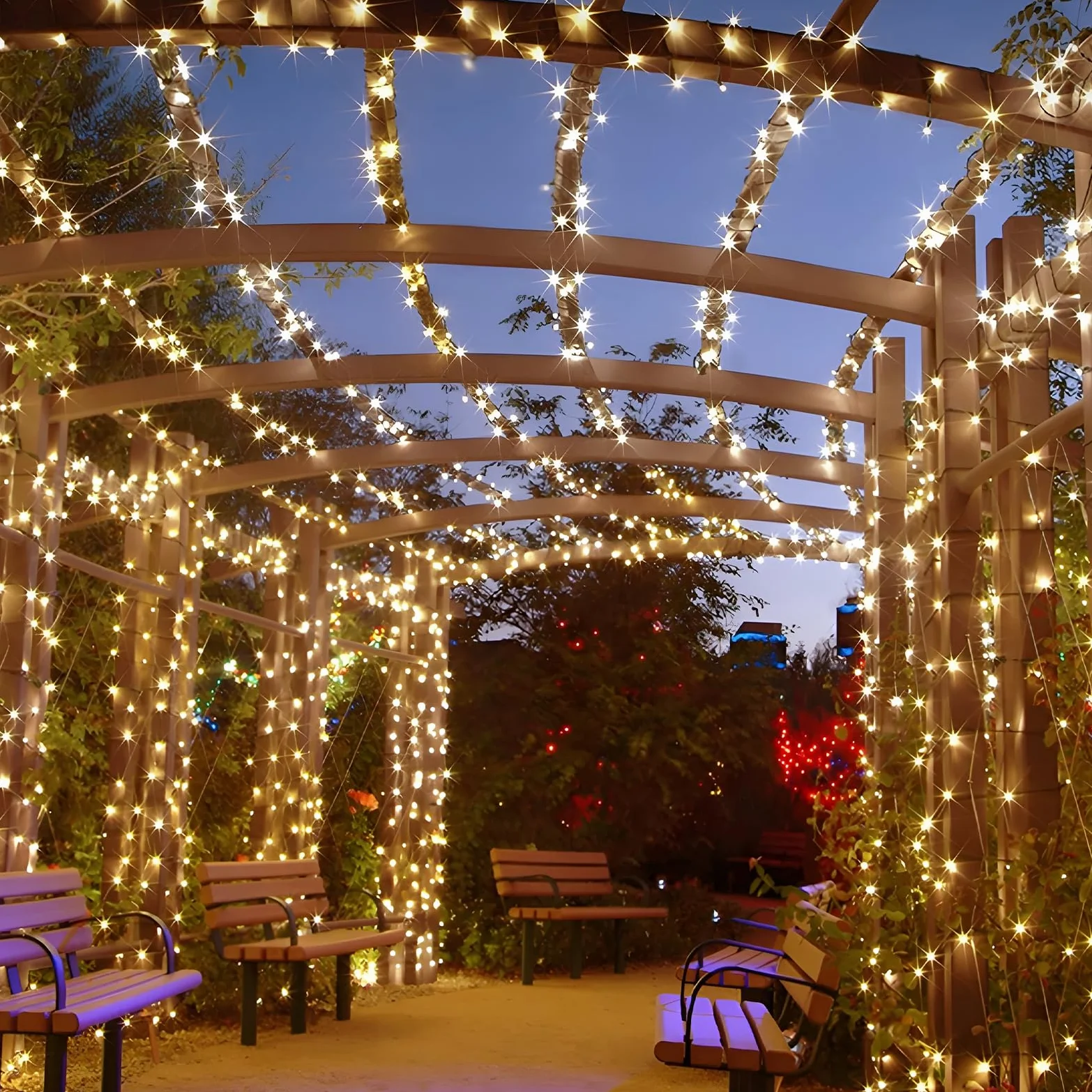 Catena di luci solari per esterni, 30 m, luce bianca calda, per esterni, a energia solare con telecomando e timer, 8 modalità, catena luminosa per albero di Natale, impermeabile, per giardino