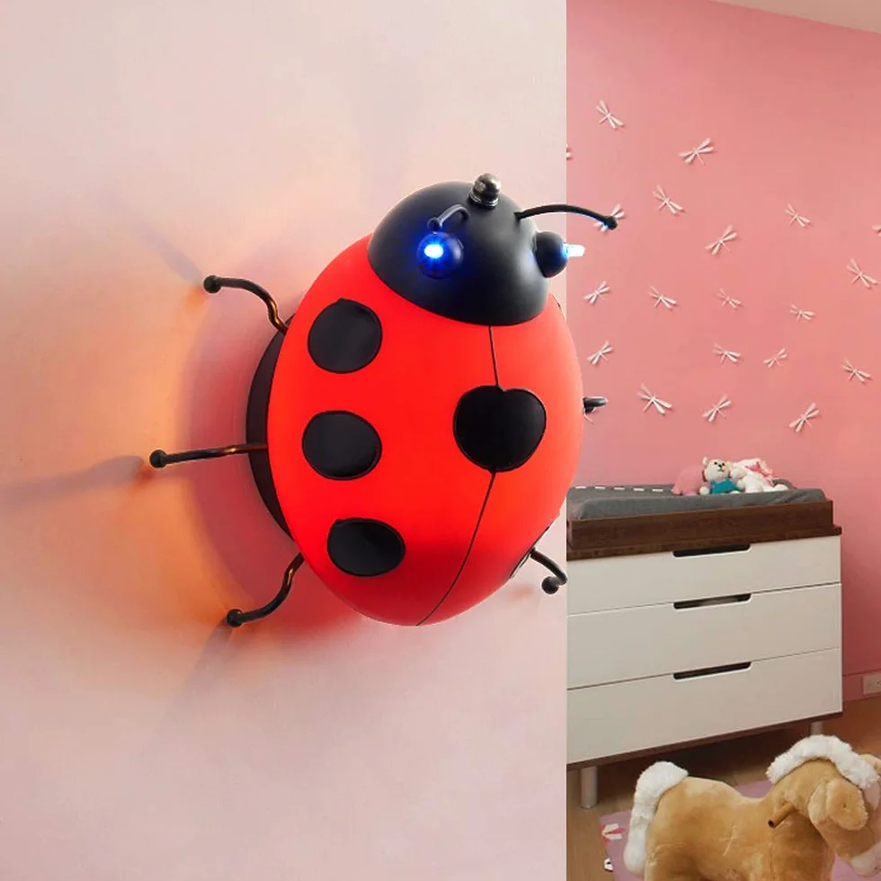 Cartoon Beetle Applique da parete Stella creativa Coccinella Camera dei bambini Applique da parete E14 Ristorante Scala Corridoio Comodino Decorazione artistica Lampada da parete