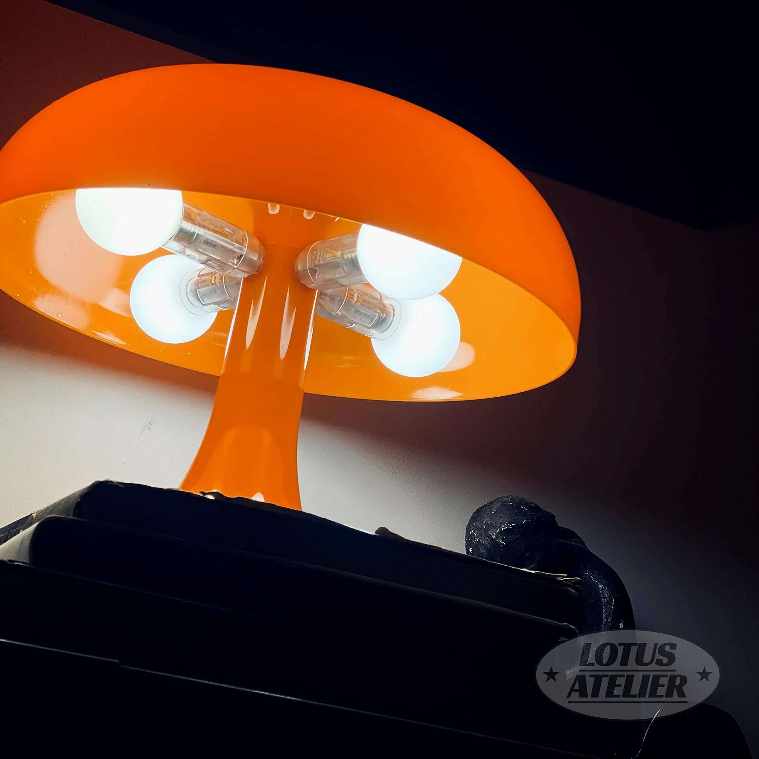 Lotus Atelier Lampada a fungo arancione per stanza, illuminazione estetica moderna per camera da letto, decorazione retrò per soggiorno (arancione)