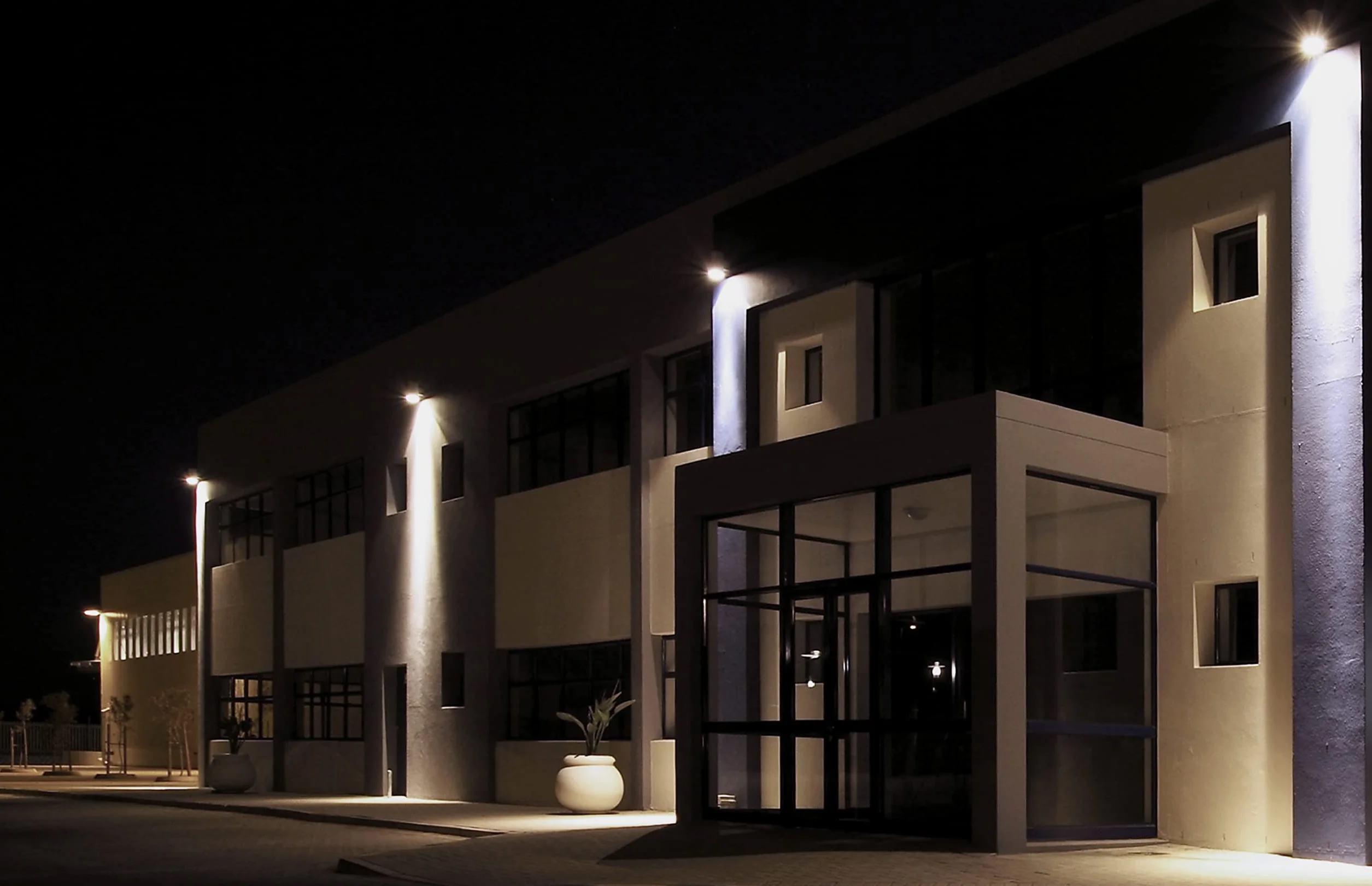 Philips Projectline, Proiettore LED, 50W, Luce Bianca Naturale, Illuminazione Commerciale e Esterna
