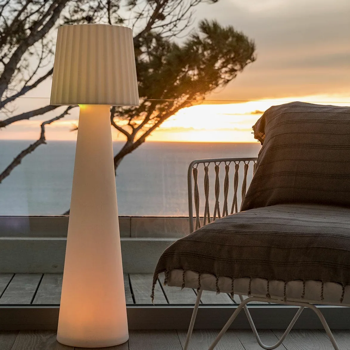 Lampada da terra senza fili per esterni H110CM LADY