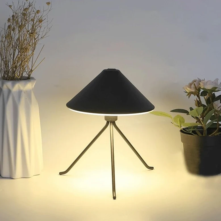 Lampada da tavolo Lampada da scrivania con luce notturna semplice e creativa for camera letto Lampade per la camera da letto
