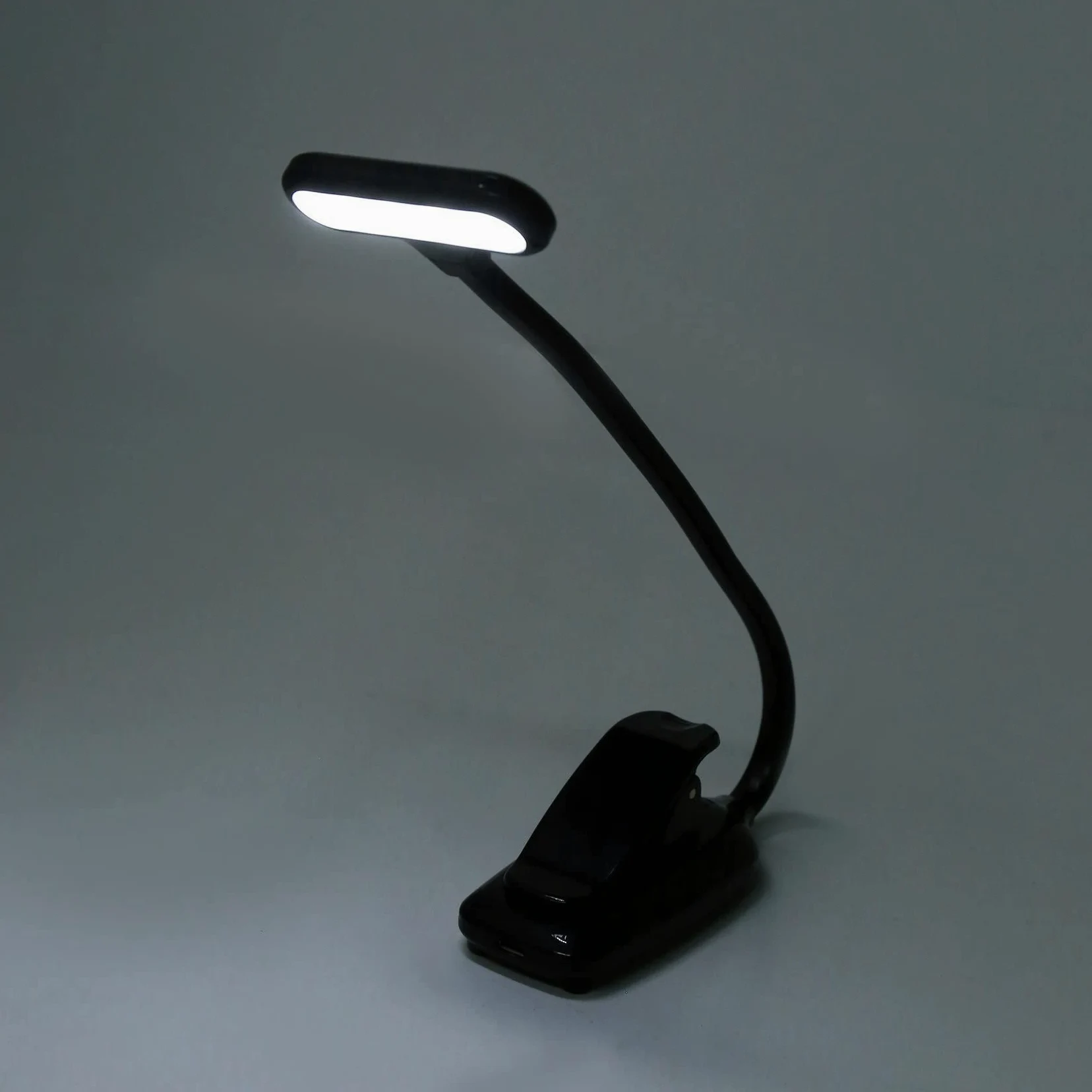 6X Luci per Libri A LED, Luce A Clip Ricaricabile, 3 modalità di Illuminazione, 9 LED, Lampada per la Protezione degli Occhi, Lettura Fino A 40 Ore - per la Lettura-Nero