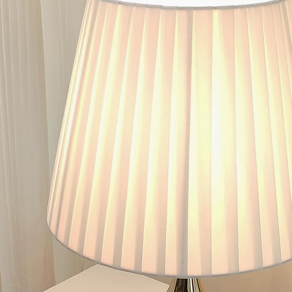 Strumenti di illuminazione Lampada da scrivania, comodino, camera letto, ceramica, atmosfera nuziale Camera da letto