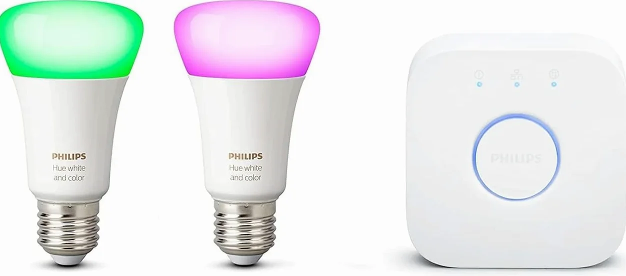 Philips Hue White and Color Ambiance Starter Kit 2 Lampadine Smart con Bluetooth Attacco E27 e un Bridge Hue per Controllo del Sistema