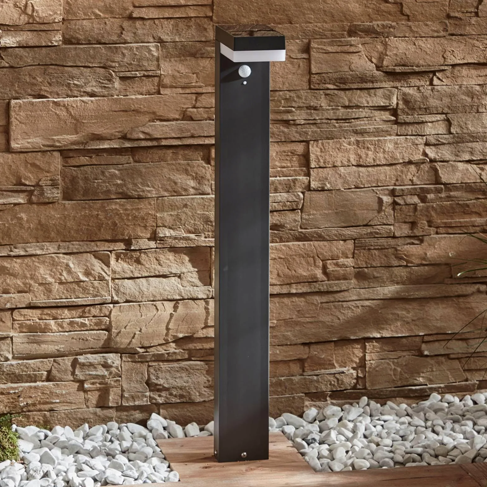 Lindby Lampade solari con sensore di movimento (Moderno) colore Grigio, in Acciaio Inox lampadina inclusa lampada solare giardino