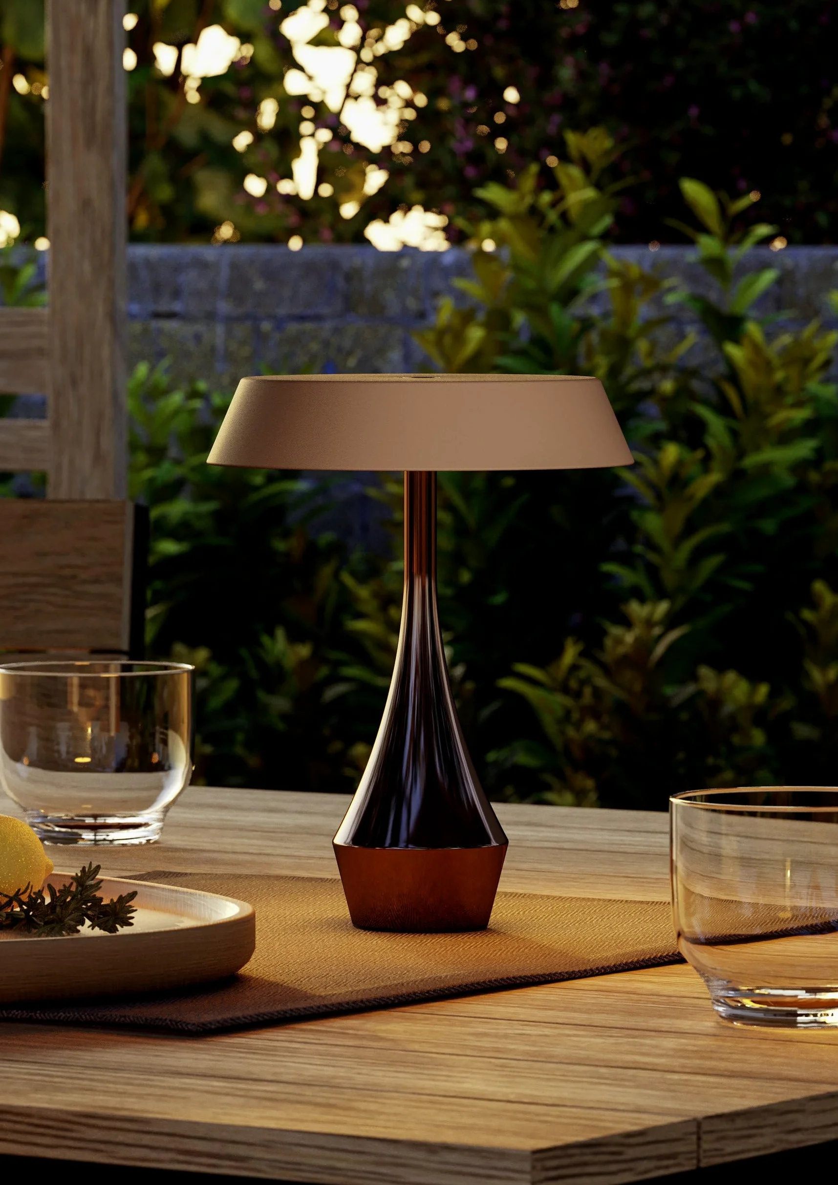 Eglo Lampada da tavolo LED senza fili Turcio, ricaricabile con batteria, touch dimmerabile, luce decorativa da esterno in metallo bronzato, IP44