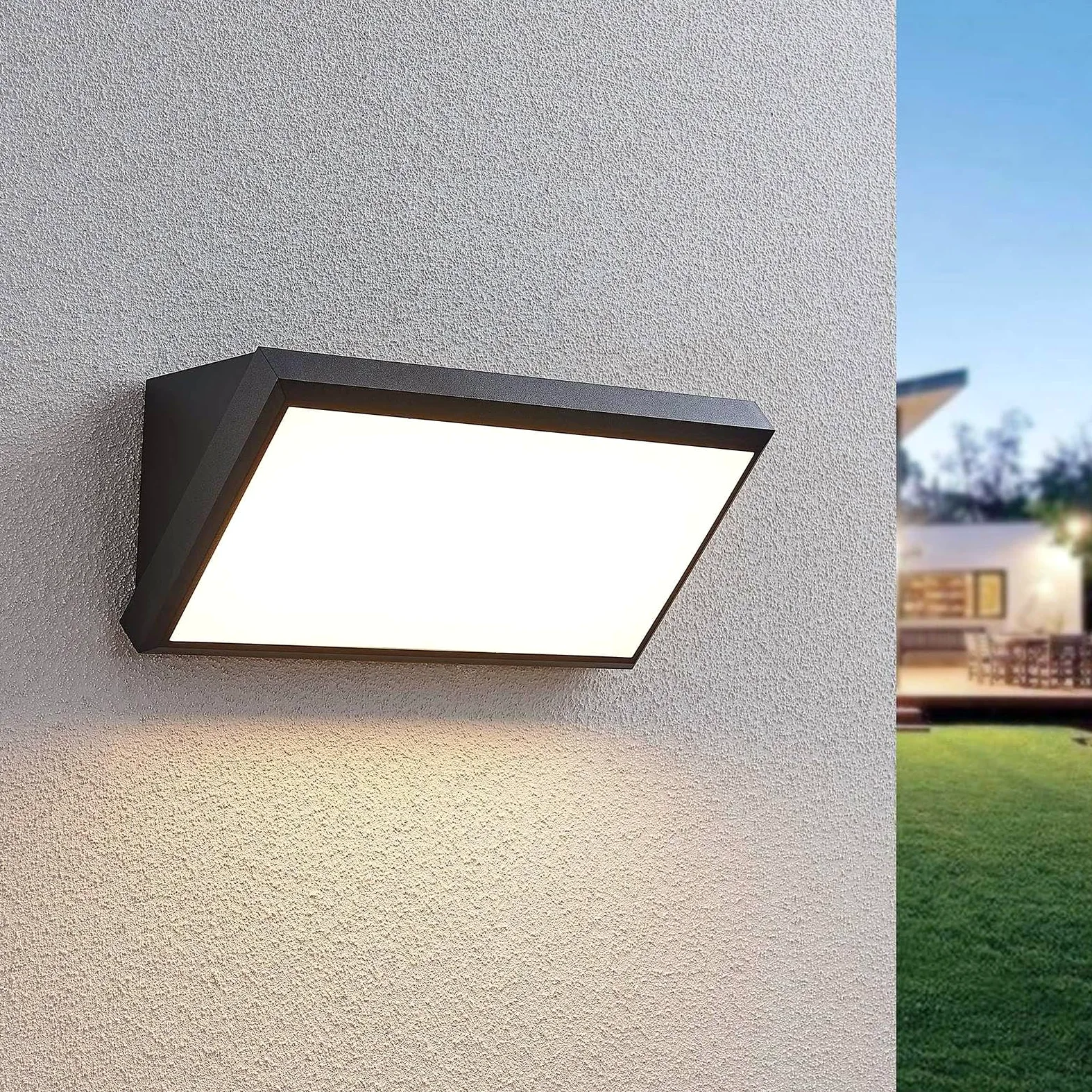 Lindby Applique LED da esterni (Moderno) colore Nero, lampadina inclusa applique lampada outdoor per facciata/parete terrazzo e