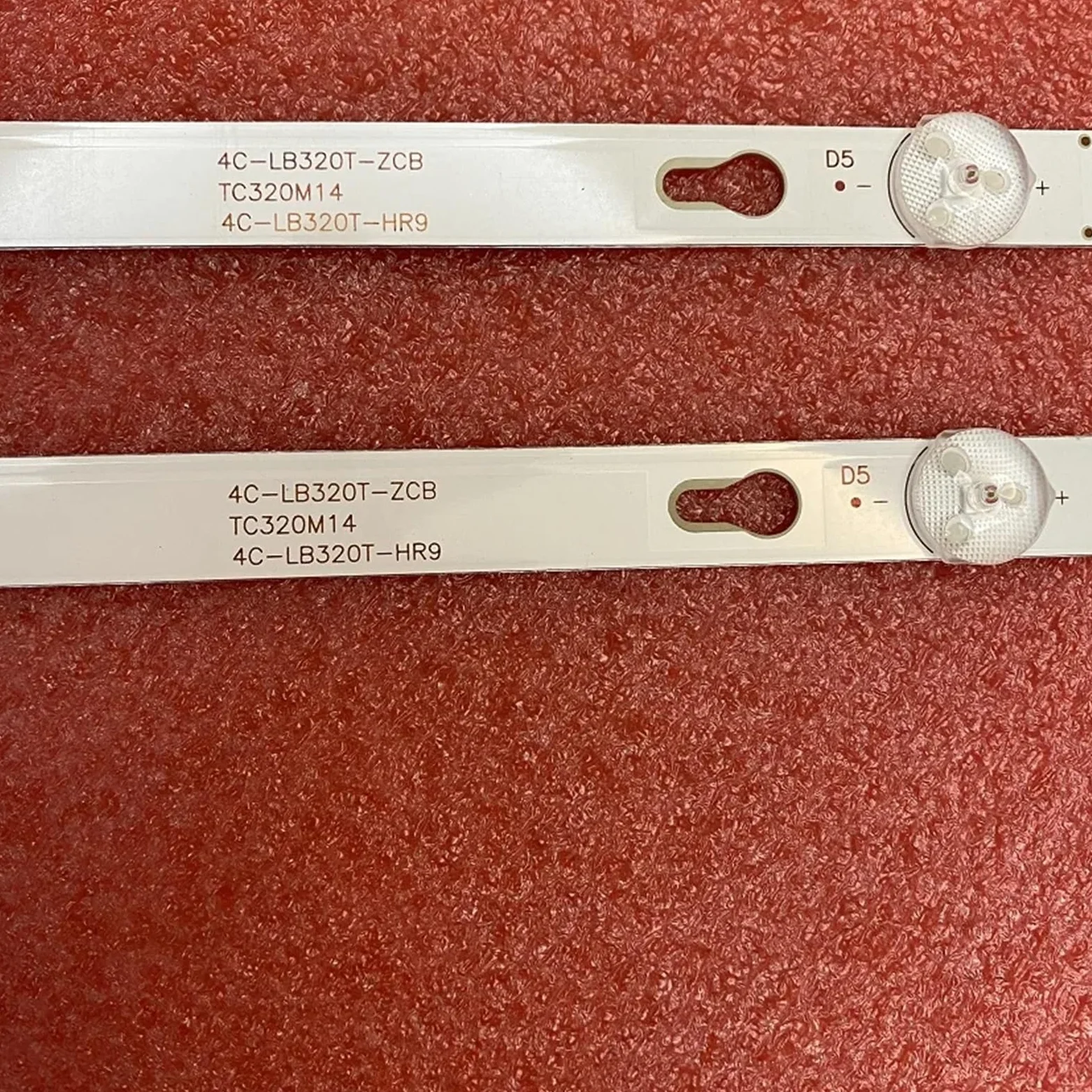 Strisce di retroilluminazione a LED 5LED compatibili for TV 32D3000 32D3000B TV TC-32FS500X Fanco W32-D12B Atvio ATV-32SM GIC32LB37_3030F2.1D(30 PCS for 15 TV)