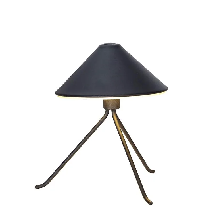 Lampada da tavolo Lampada da scrivania con luce notturna semplice e creativa for camera letto Lampade per la camera da letto