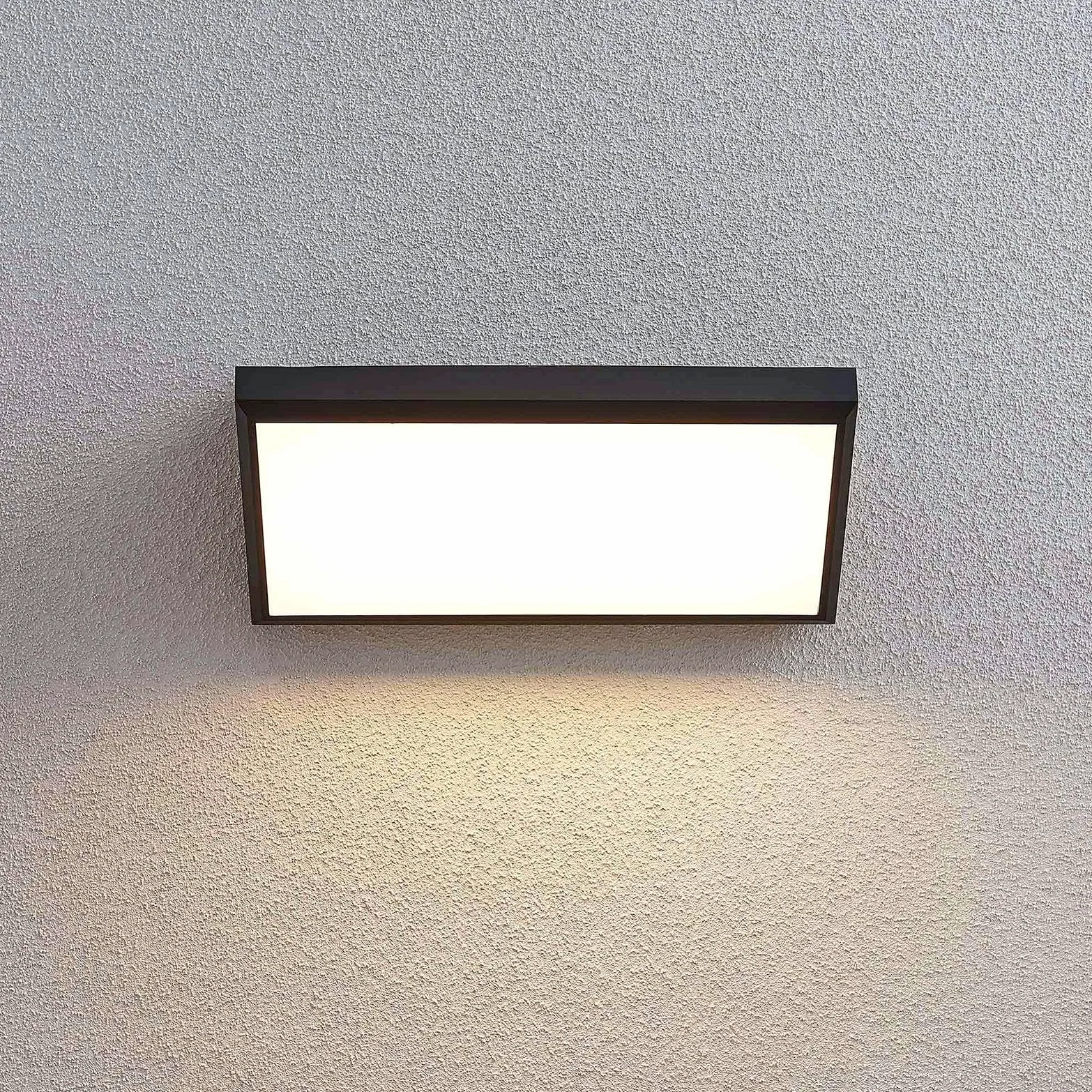 Lindby Applique LED da esterni (Moderno) colore Nero, lampadina inclusa applique lampada outdoor per facciata/parete terrazzo e