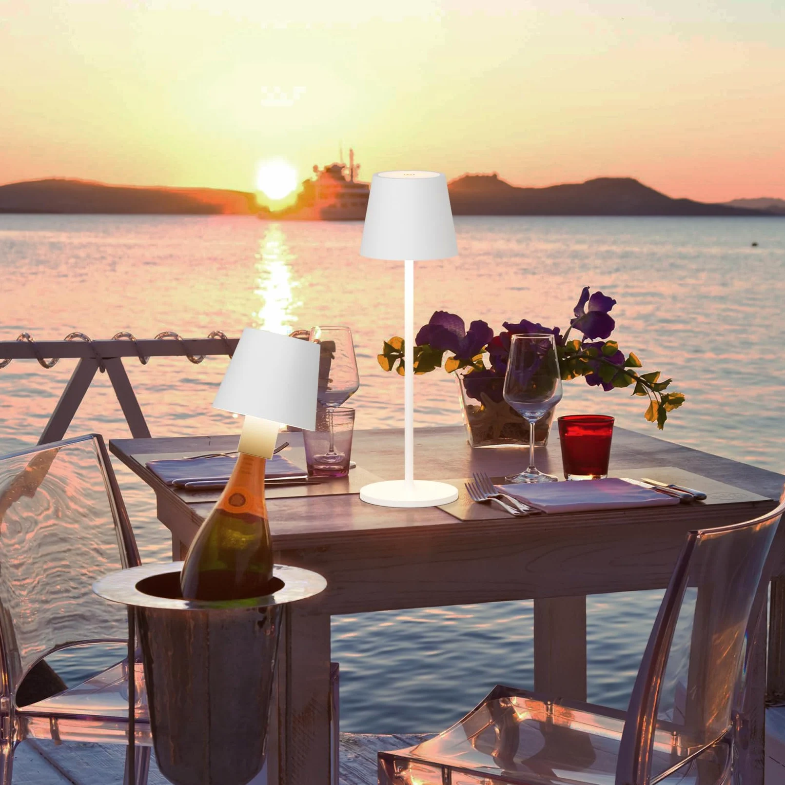 Lampada da tavolo ricaricabile a LED, 2 pezzi, 3000 K, lampada da tavolo dimmerabile, IP54 regolabile in altezza per uso interno ed esterno, bianco