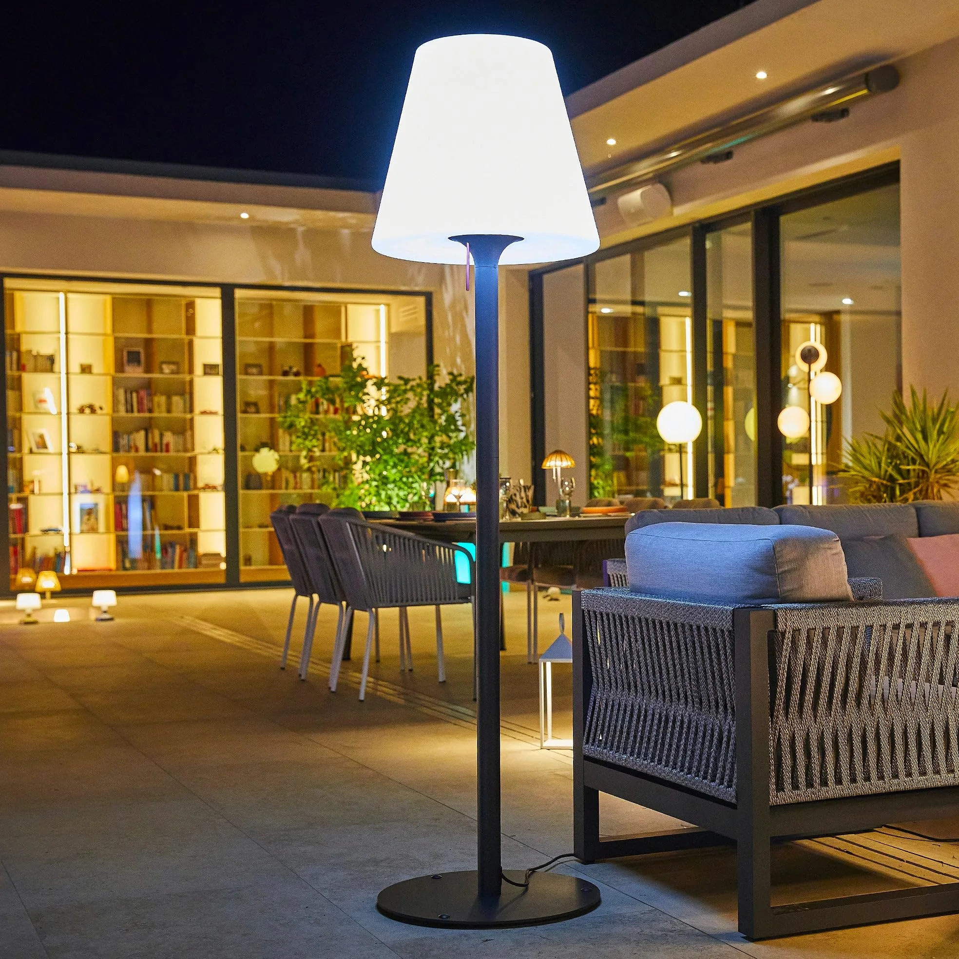 Lumisky 303235 - Lampada, 23 W, attacco E27, 220 V, colore: Bianco, Metallo, bianco, E27 23W 220V