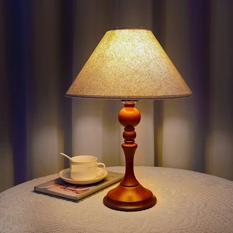 Lampada da comodino Lampada da comodino in legno for camera letto, decorazione retrò in tessuto for, luce notturna, interruttore a pulsante Lampade per la camera da letto