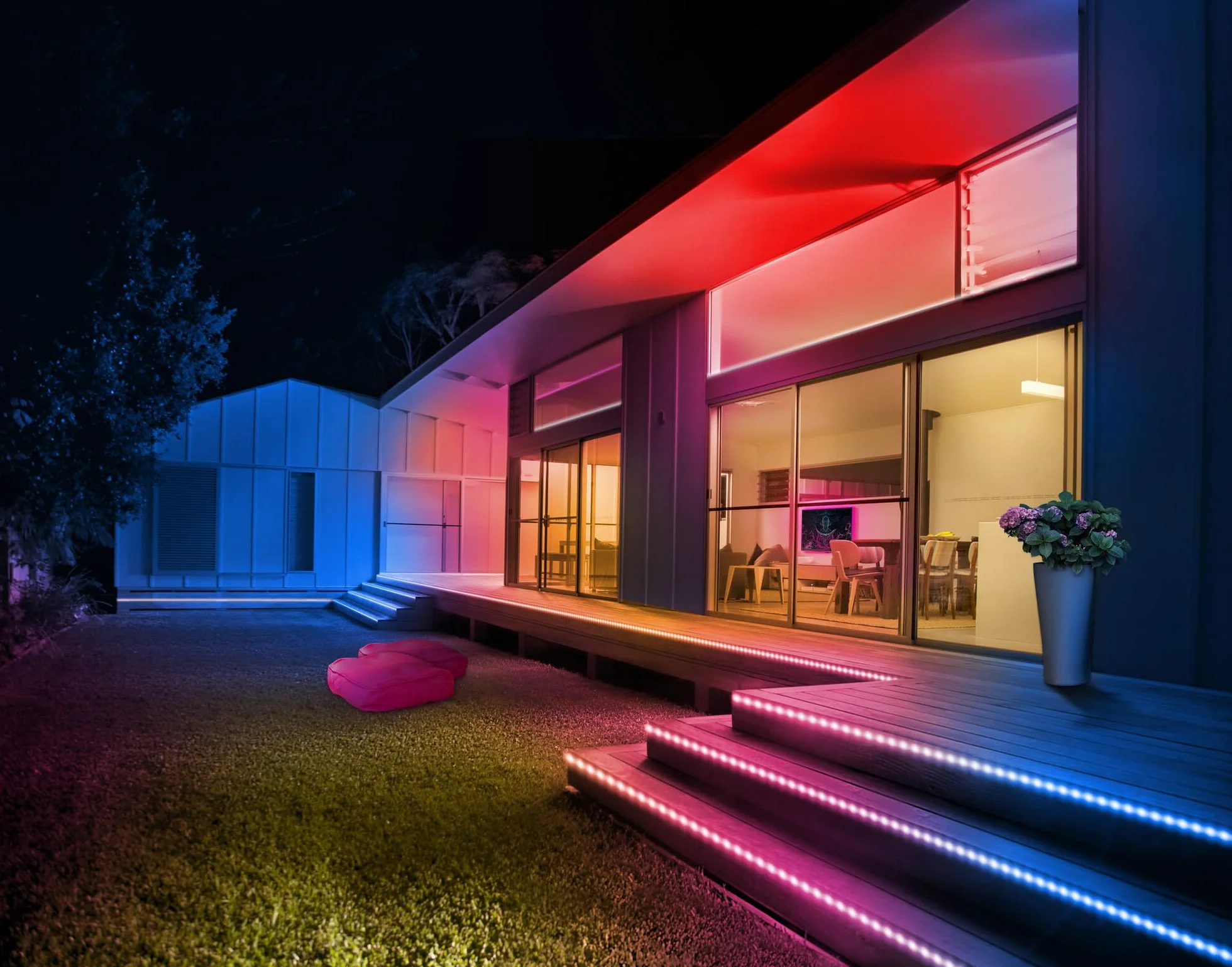 OSRAM Striscia LED SMART+ WiFi OUTDOOR FLEX 3M, bianca, 12W, 790lm, luce bianca regolabile e luce colorata RGB per esterni, dimmerabile, lunga durata, controllabile tramite SMART+ App, IP44