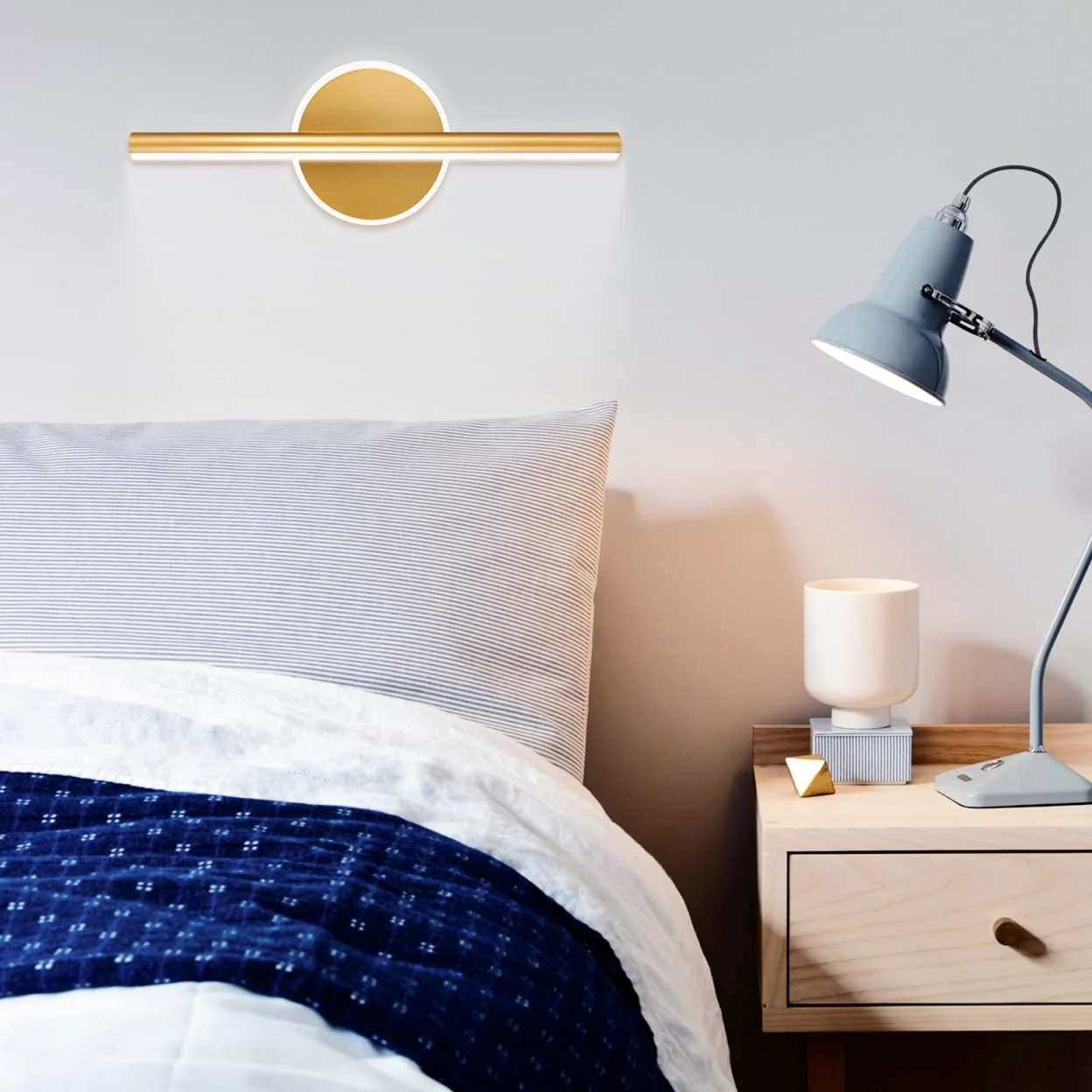 Baluue Lampada a Specchio Da Bagno Led 15.75 Pollici Luce Frontale Per Trucco Con Illuminazione Uniforme a Parete Design Moderno E Installazione Flessibile Per Casa E Bagno