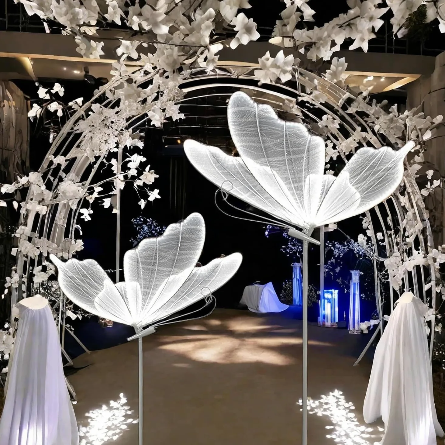 Set di 2 lampade da terra a forma di farfalla, luci a LED per matrimoni, feste e ricevimenti, decorazione luminosa, altezza 60 cm