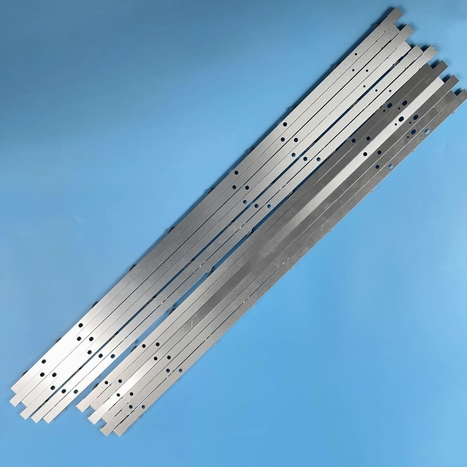 Striscia LED Compatibile for TV da 65" D3GE-650SMB-R1 D3GE-650SMA-R3 2013SVS65 3228 N1 BN96-34562A BN96-34563A UN65H6203 UN65EH6000 UN65FH6001