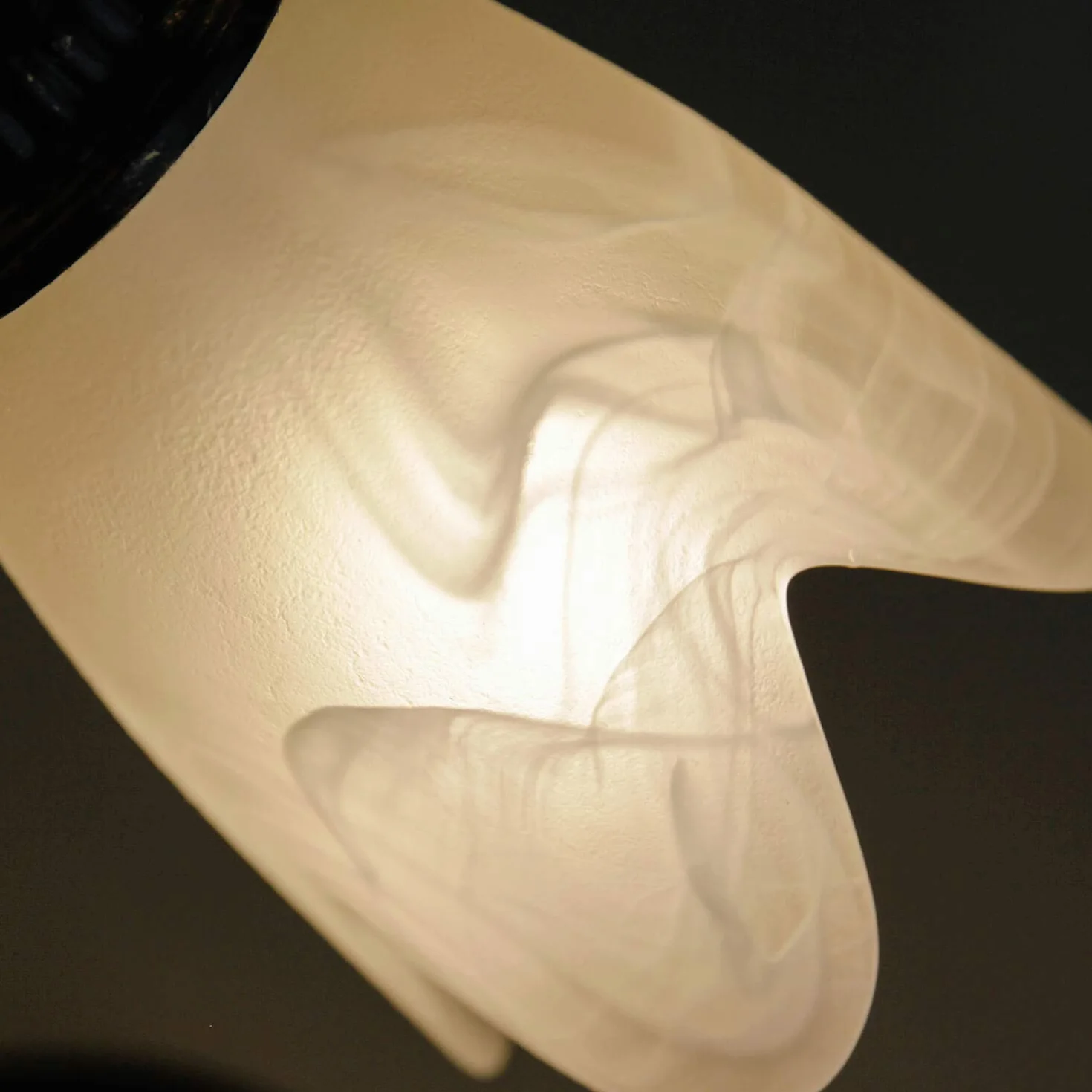 ONLI Forgiata - Lampadario 3 Luci, Vetro opaco color Bianco, Metallo Marrone spennelato Oro, Stile Rustico