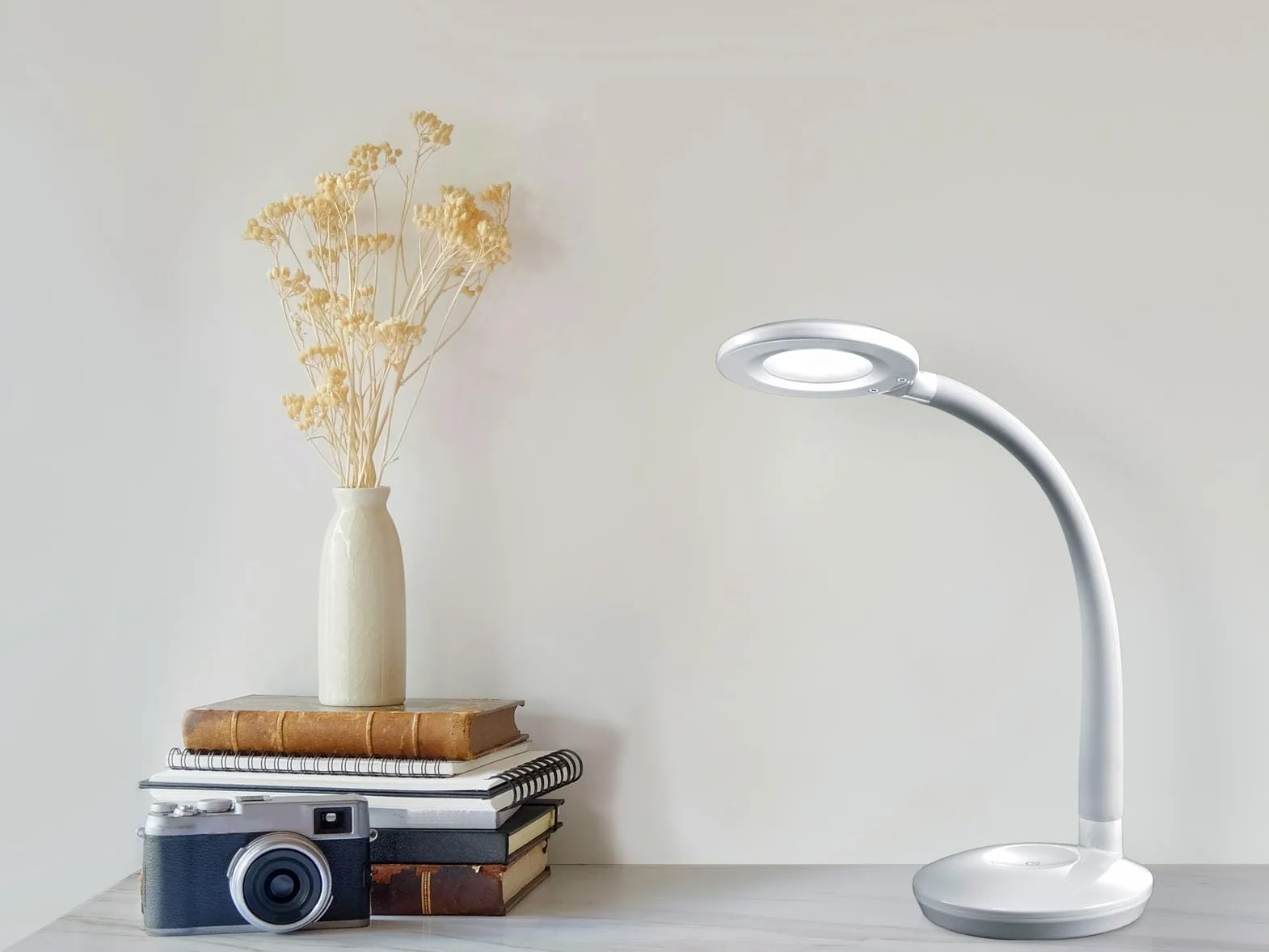 Reality R52721101 Cobra Lampada Tavolo, 1xSMD, 3 W LED, Bianco, 13x32x27 cm