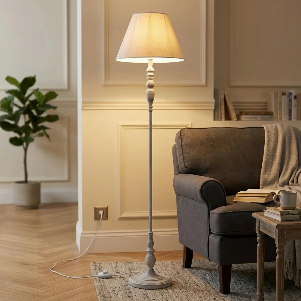DiKasa Lampada da Terra Classica con Paralume in Tessuto Beige e Base in Metallo Grigio, Design Elegante e Minimal per Soggiorno Camera da Letto e Angolo Lettura 38x154 cm