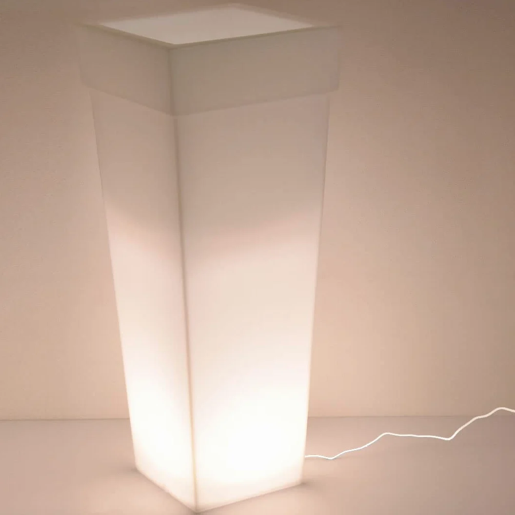 Danieli Lampada Vaso Luminoso da Giardino Oak a LED | in Resina Anti-Ingiallimento | Luce Bianco Neutro 4000 k| LED IP67 | Made in Italy | Trasformatore IP20 da 1,1 mt |cm 40x40x100| kg 6,5