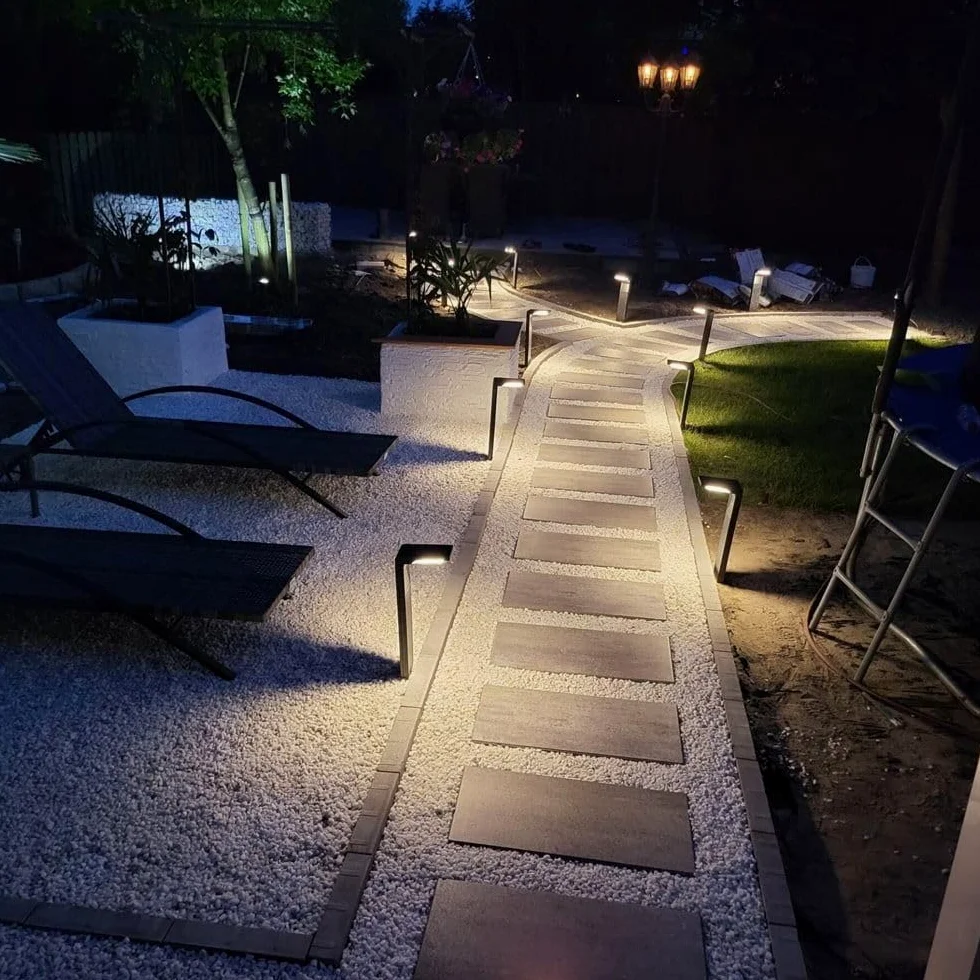 HOFTRONIC Maine 2-pack - Lampada solare da esterno, IP65, impermeabile, illuminazione solare per esterni, faretto solare per giardino, cortile, vialetto, percorso, marciapiede, terrazza