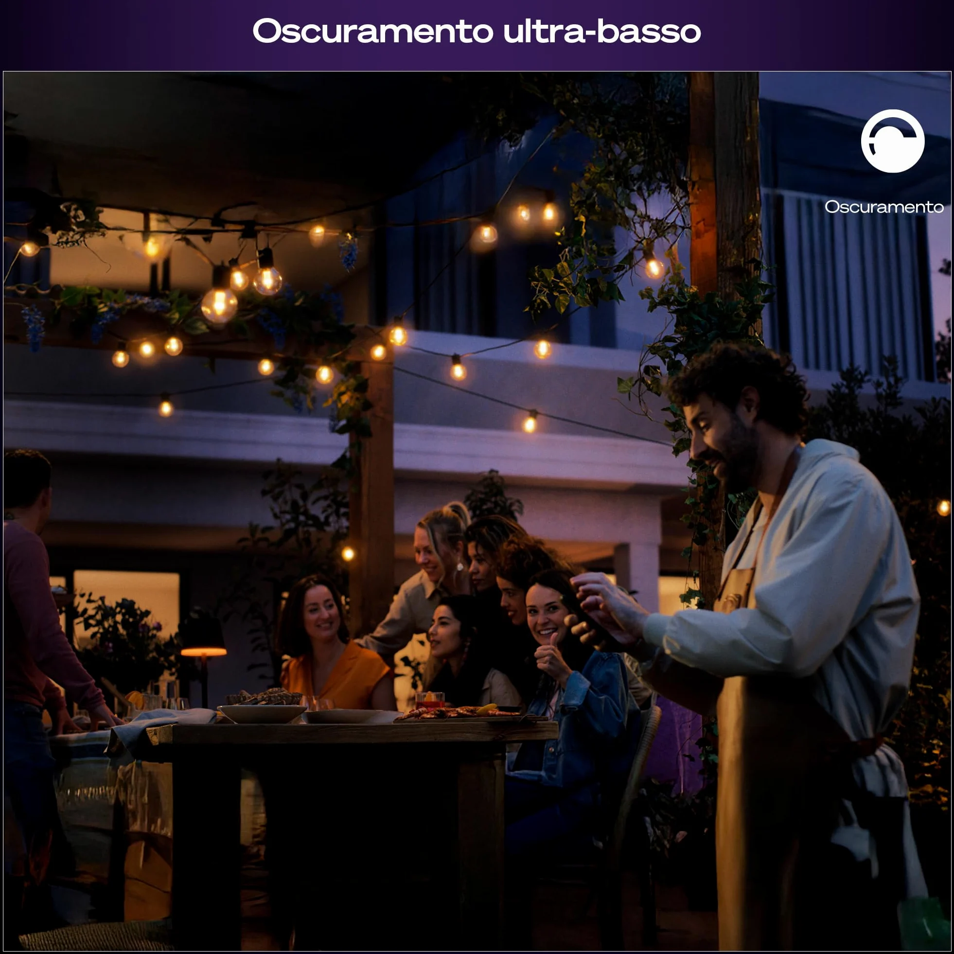 Philips Hue Strisce led dimmerabili a globo Festavia, Led da esterni con intensità regolabile, 10 luci decorative esterno con controllo da app Hue, compatibile con Alexa, Google Assistant e Apple Home