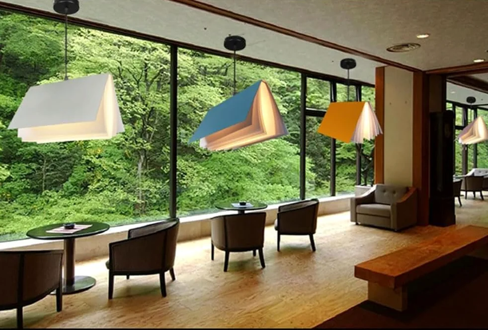Lampadario moderno nordico a 1 luce Lampadario a sospensione medievale Lampadario a forma di libro creativo Lampadario con paralume bianco Decorazione domestica per sala da pranzo Soggiorno Ca