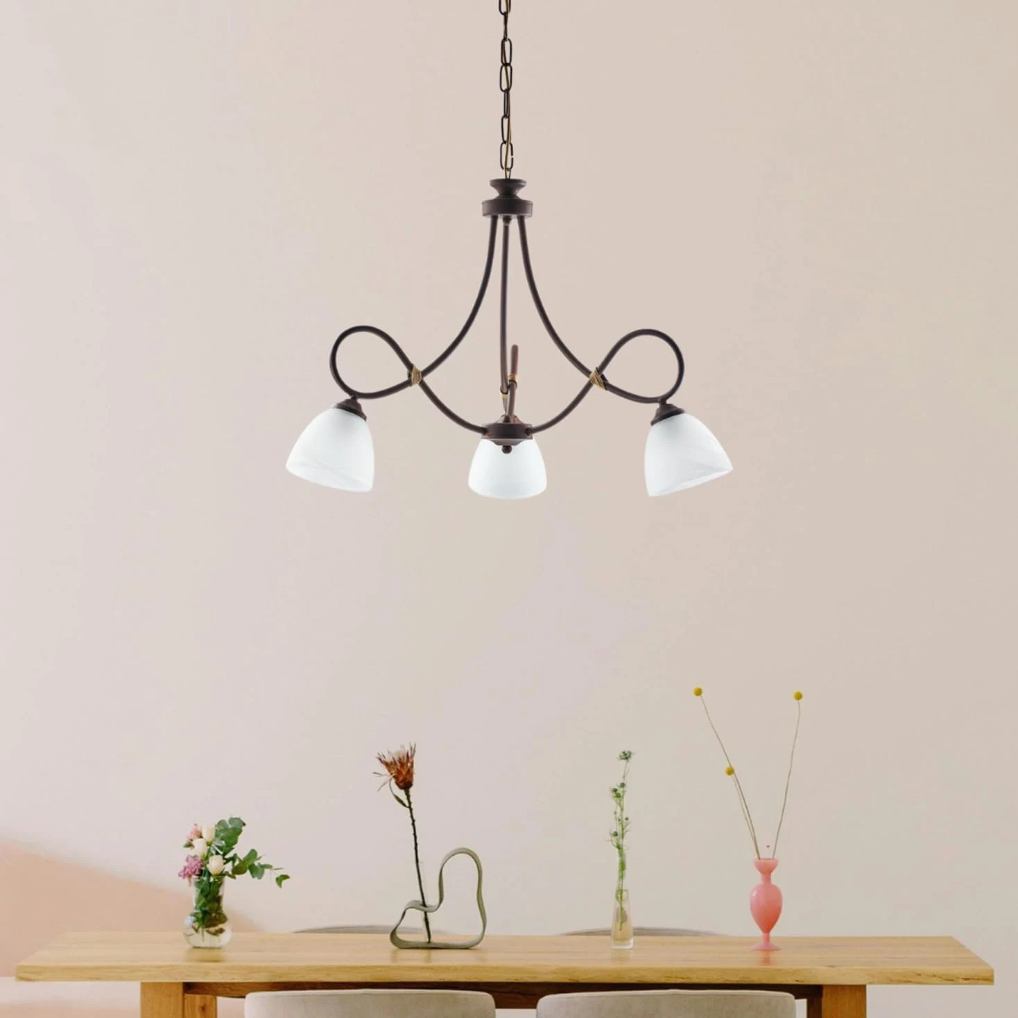 Lampadario 3 Luci Ferro Battuto Laccato Nero e Ruggine Vetro Bianco Serie Dallas