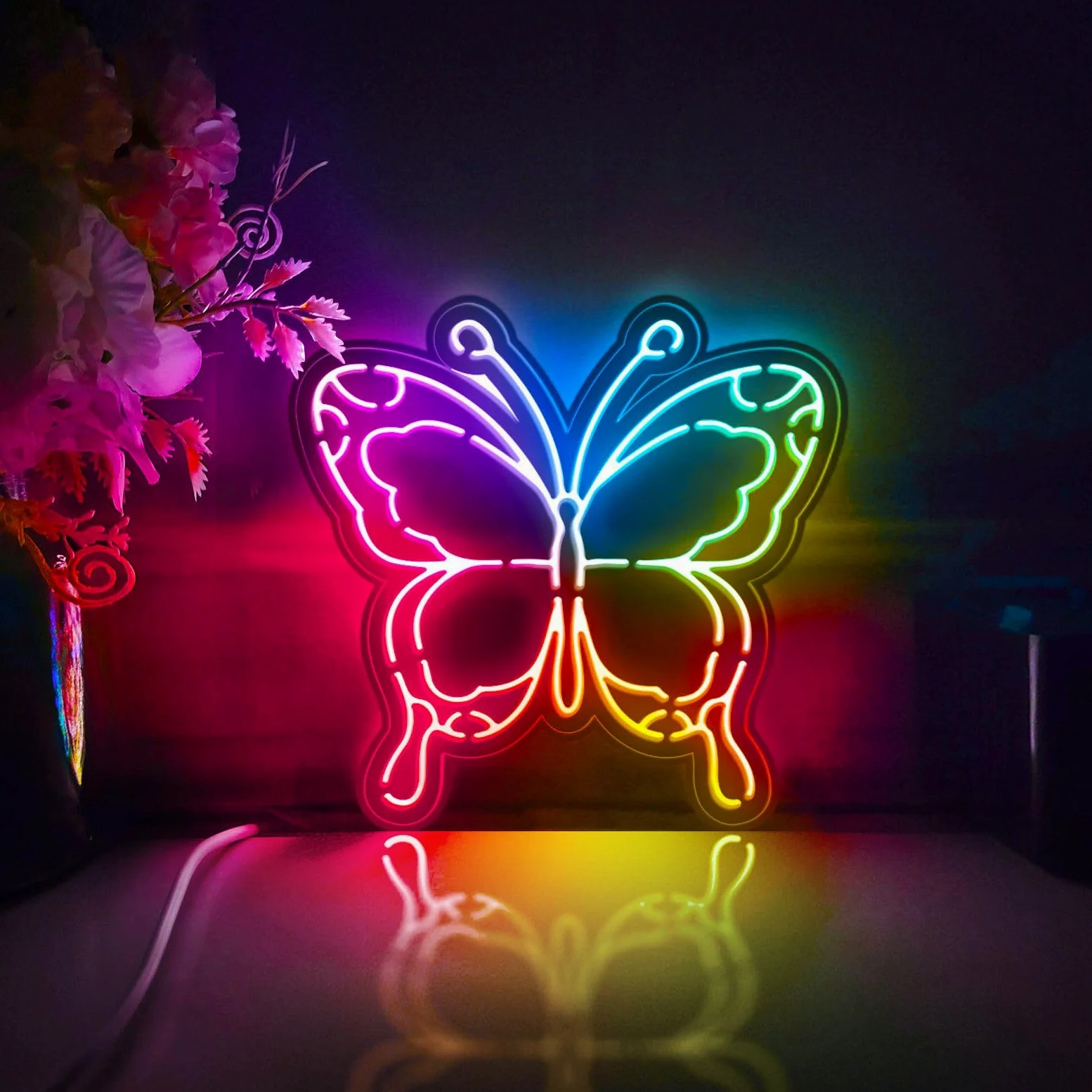 Bella scatola luminosa a LED a forma di farfalla, decorazione artistica da parete, cartello luminoso, decorazioni da scrivania, regalo per gli amanti della natura, appassionati di insetti (RGB