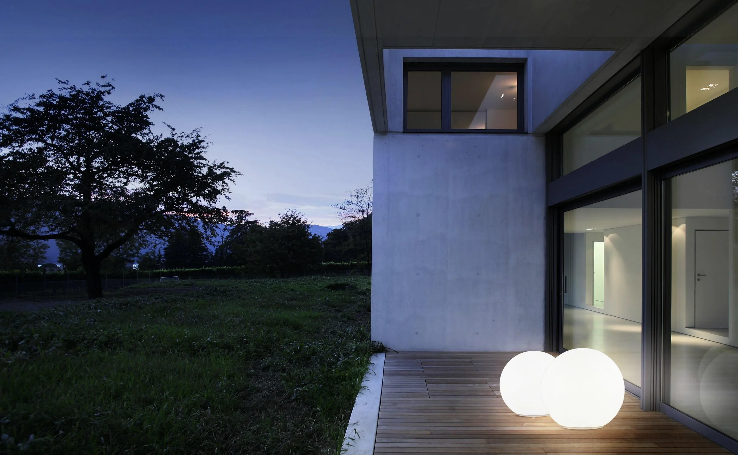 Eglo Monterolo - Sfera da giardino, 1 luce, lampada da terra, in plastica, colore: bianco, attacco E27, diametro: 50 cm, IP65