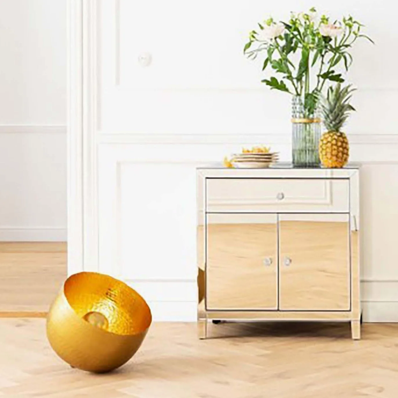 Kare Design Lampada Da Pavimento Apollon, Oro, Ø28Cm, Piantana Color Oro Opaco, Lunghezza Filo 200Cm, Superficie Martellata, Lampadina Non Inclusa